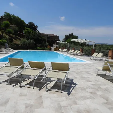 Appartement In With Balcony Loro Ciuffenna